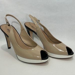 Vaneli Verona Patent Leather Ecru Slingback Peep Toe Platform 4” Heel Sz 11S